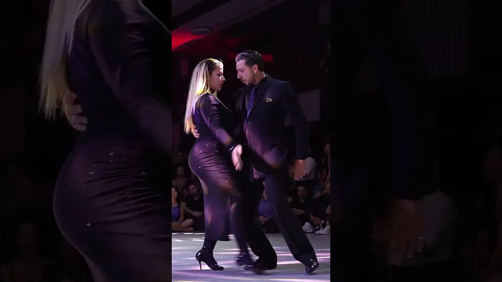Video thumbnail for Noelia Hurtado & Facundo De La Cruz - Sensual Tango Show