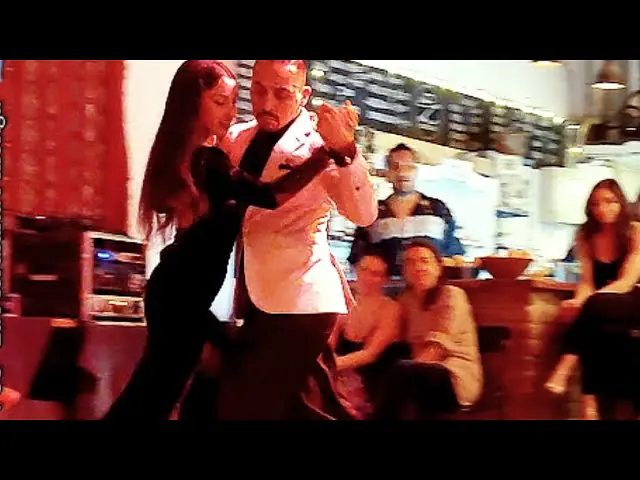 Video thumbnail for Loca de Amor (Biagi) Kata Zuñiga y Gonzalo Angeles. La Mordidita #tango  20jun25 (1/3)
