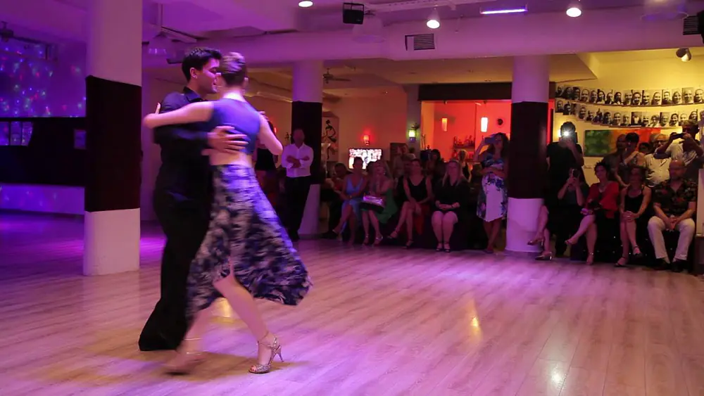 Video thumbnail for Onur Gümrükçü & Maude Andrey 2/3 | @Milongahane