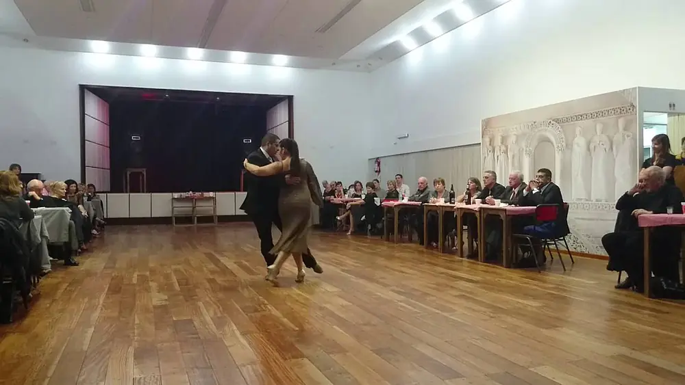 Video thumbnail for Carlos Estigarribia y Laura Sastría, ilusión de mi vida, vals,  milonga fruilana 12/6