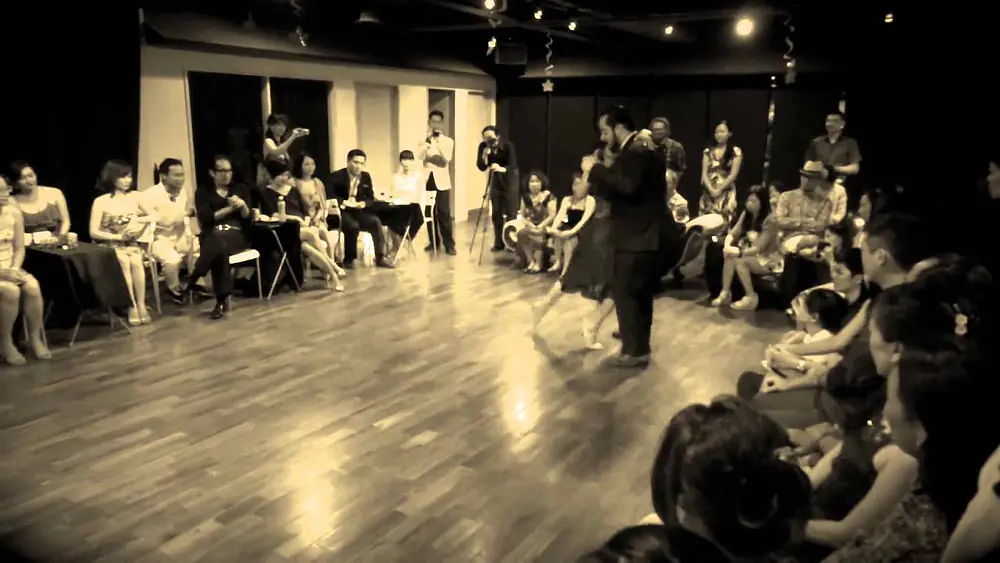 Video thumbnail for Cristian Sierra y Amy Chen 08302014 BW 01