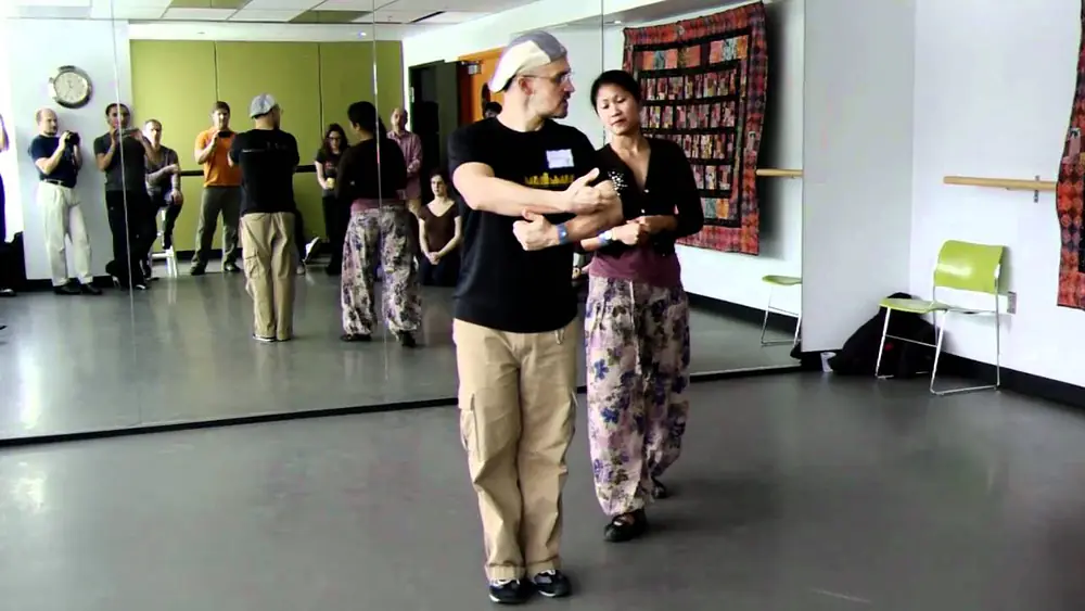 Video thumbnail for "The D'Arienzo Surprise", Cristina and Homer Ladas, class summary at Boston Fusion Exchange