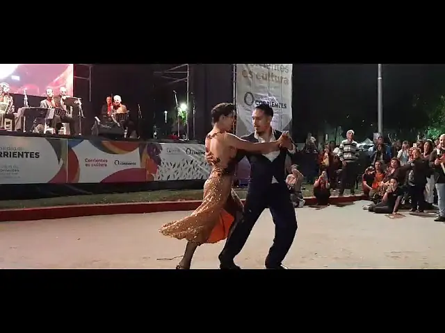Video thumbnail for La Juan D'arienzo, Amira Luna Zarate y Damián Roezgas, Hotel Victoria  Corrientes Tango 2023