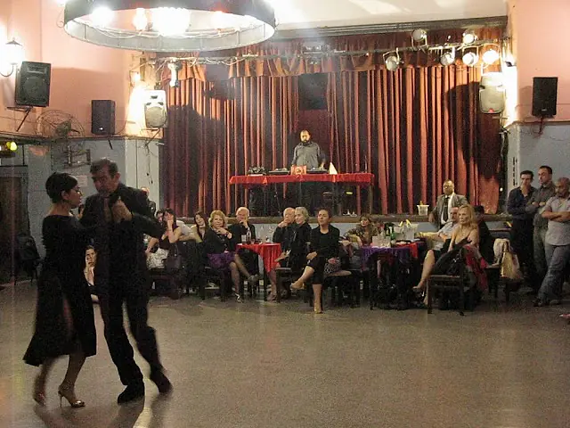 Video thumbnail for STELLA BAEZ y ERNESTO BALMACEDA en Viva La Pepa! Milonga (3/4)