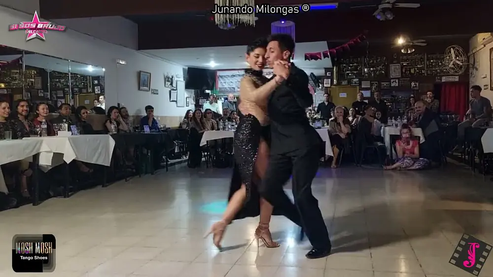 Video thumbnail for KRISHNA OLMEDO & DANIELA BARRIA ||  Milonga Brava (Francisco Canaro y Roberto Maida)