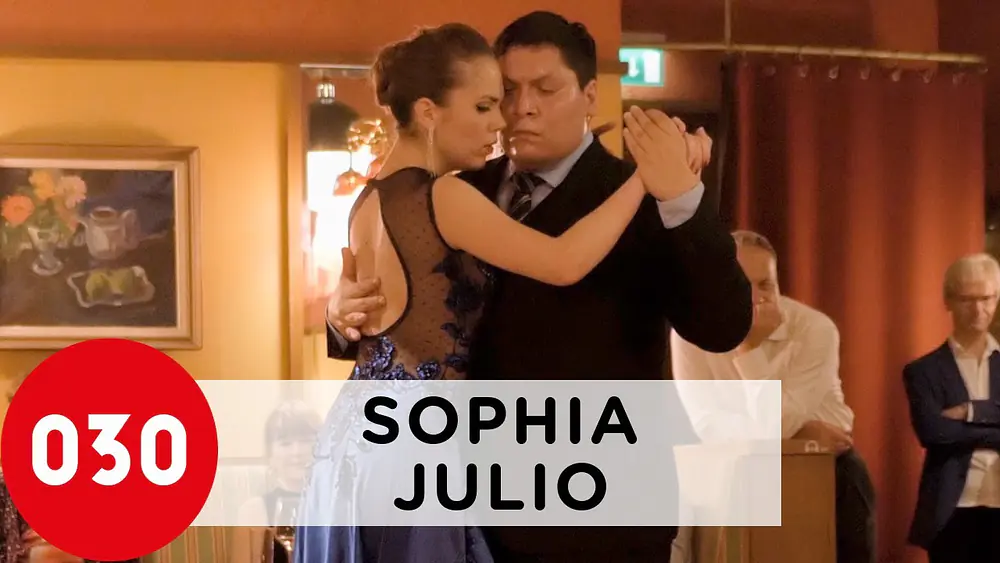 Video thumbnail for Sophia Paul and Julio Cesar Calderon – Quién lo habría de pensar