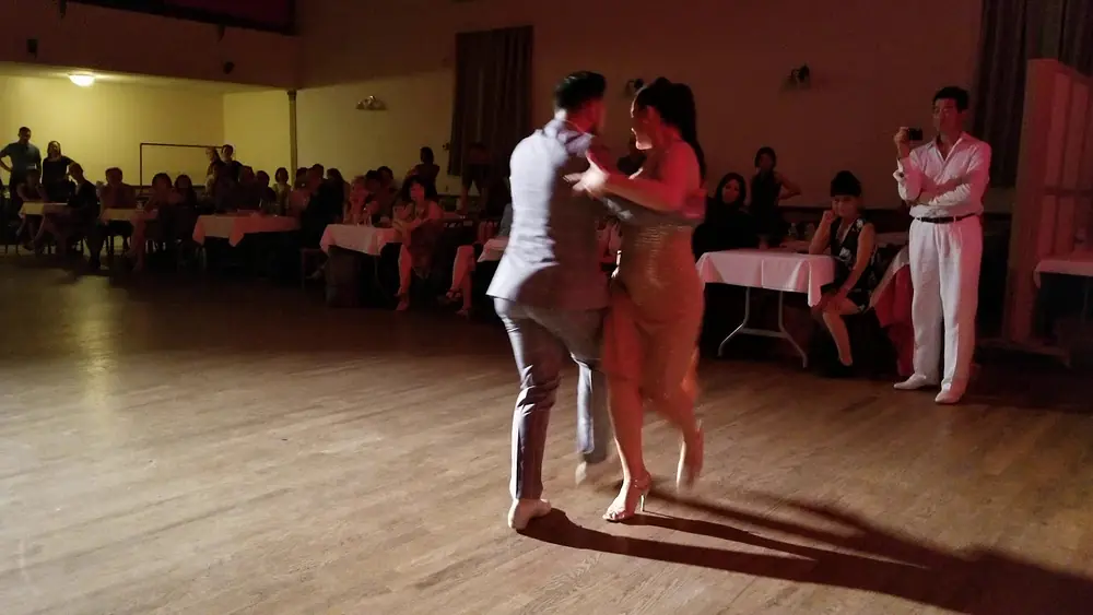 Video thumbnail for Argentine tango: Johana Copes & Leonardo Sardella - Milonga du coeur