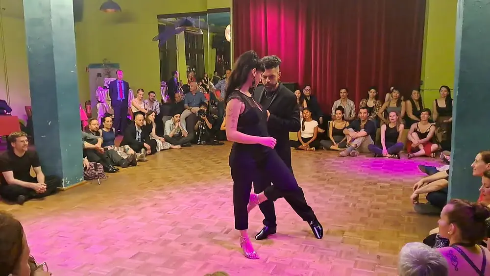 Video thumbnail for Majo Martirena & Rodrigo Fonti - Alfonsina Y El Mar (3/4)