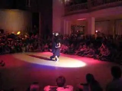 Video thumbnail for Gastón Torelli y Mariela Sametband