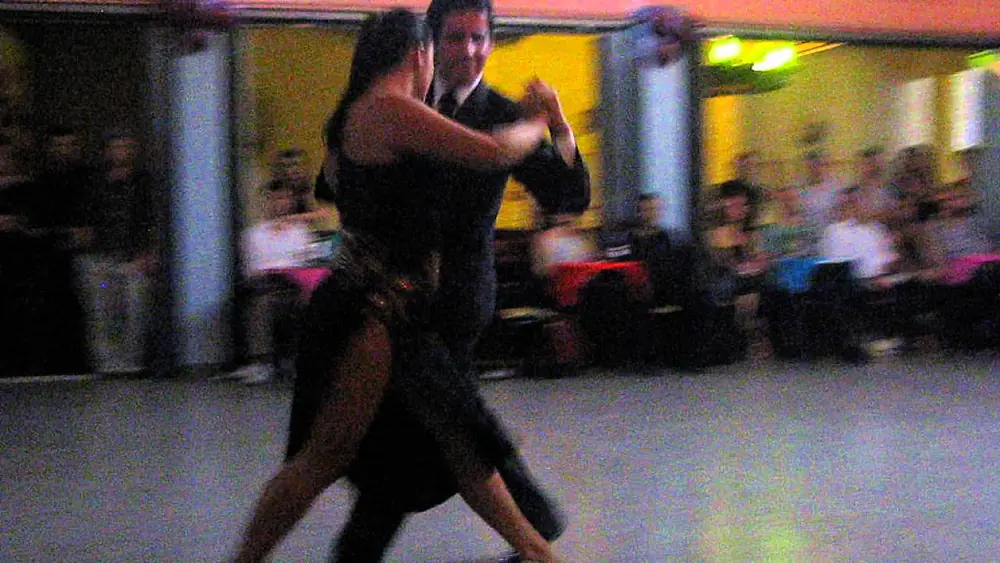 Video thumbnail for JOHANA COPES y ALEJANDRO BERON en Viva La Pepa Milonga (3/3)