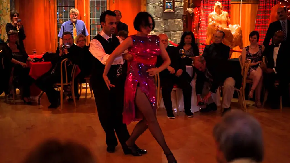 Video thumbnail for Fernanda Ghi & Guillermo Merlo dancing to "Primavera porteña"