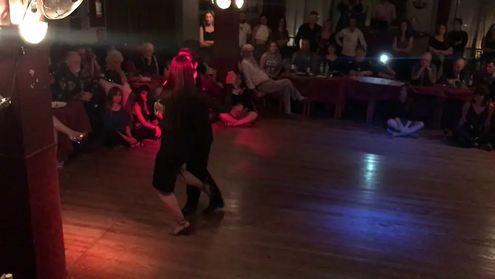 Video thumbnail for Natasha Lewinger y Haris Mihail - 4 - "Uno"