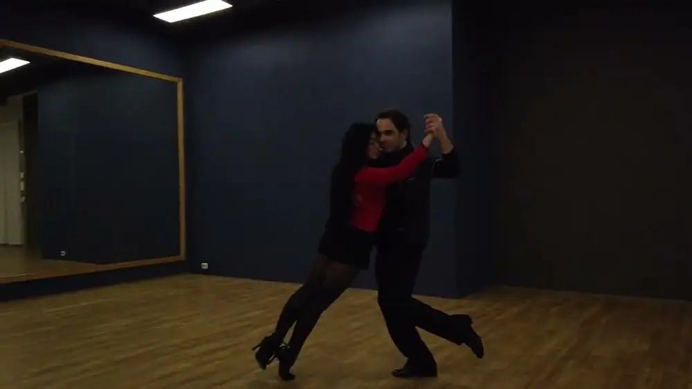 Video thumbnail for Ezequiel Paludi and Geraldina Rojas improvising Argentine Tango