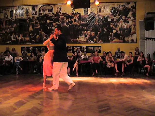 Video thumbnail for Bien Pulenta - Javier Rodríguez y Noelia Barsi en Soho Tango