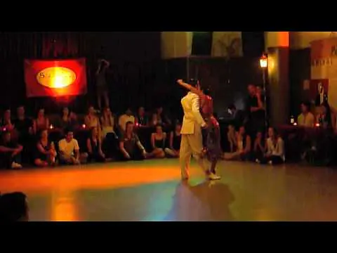 Video thumbnail for Virginia PANDOLFI & Néstor AZORIN @ Soho Tango