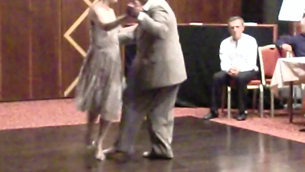 Video thumbnail for Marina Carranza et Gustavo Gomez