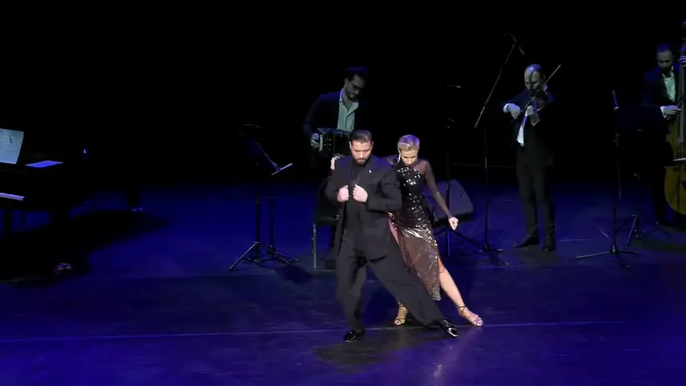 Video thumbnail for "Quejas de bandoneon", Solo tango orquesta, Anna Gudyno & Kirill Parshakov