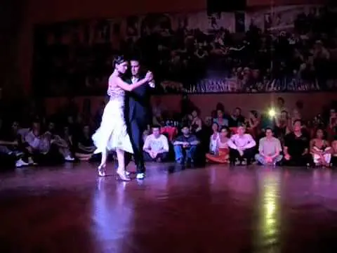 Video thumbnail for Mario Consiglieri & Anabella Díaz-Hojman bailando un tango en Misterio Tango Festival 2010