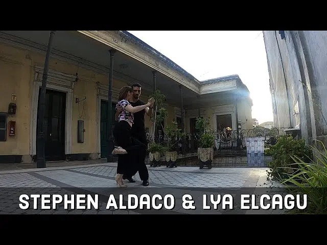 Video thumbnail for Stephen Aldaco & Lya Elcagu Street Dancing tango In Buenos Aires