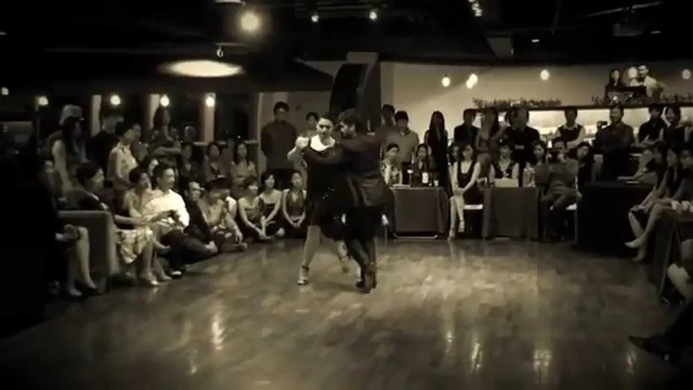 Video thumbnail for Ariadna Naveira y Fernando Sánchez in Taipei_20150307_03