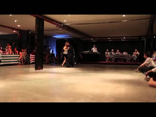 Video thumbnail for Javier Rodriguez & Noelia Barsi - Milonga Suerte Loca (1/2)