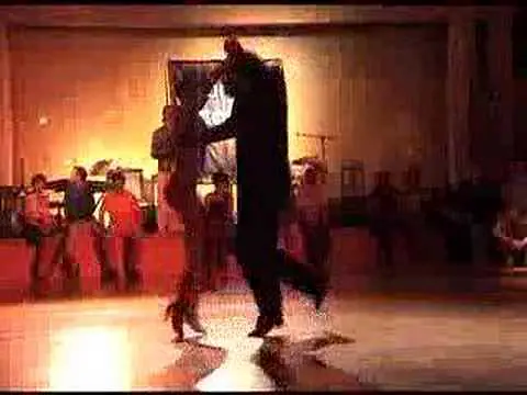 Video thumbnail for Eduardo Cappussi & Mariana Flores. ::TANGO::