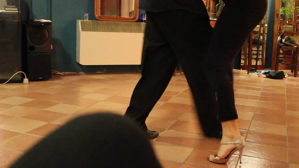 Video thumbnail for Yerpun Castro & Valentina Massai con iesArtango ASDFeb. 2018