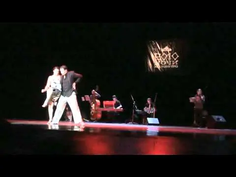 Video thumbnail for Cludio Forte and Barbara Carpino with Solo Tango orquesta "Oblivion"