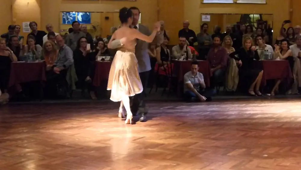 Video thumbnail for YANINA BASSI & LUCAS AMEIJEIRAS - "LA PUÑALADA"