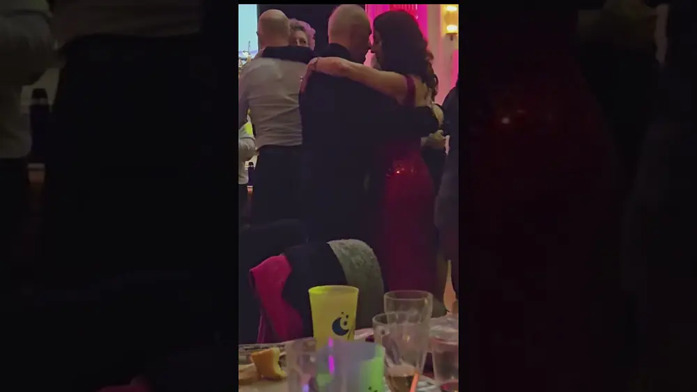Video thumbnail for Juana García y Julio Robles bailan - "Corazón no le hagas caso"