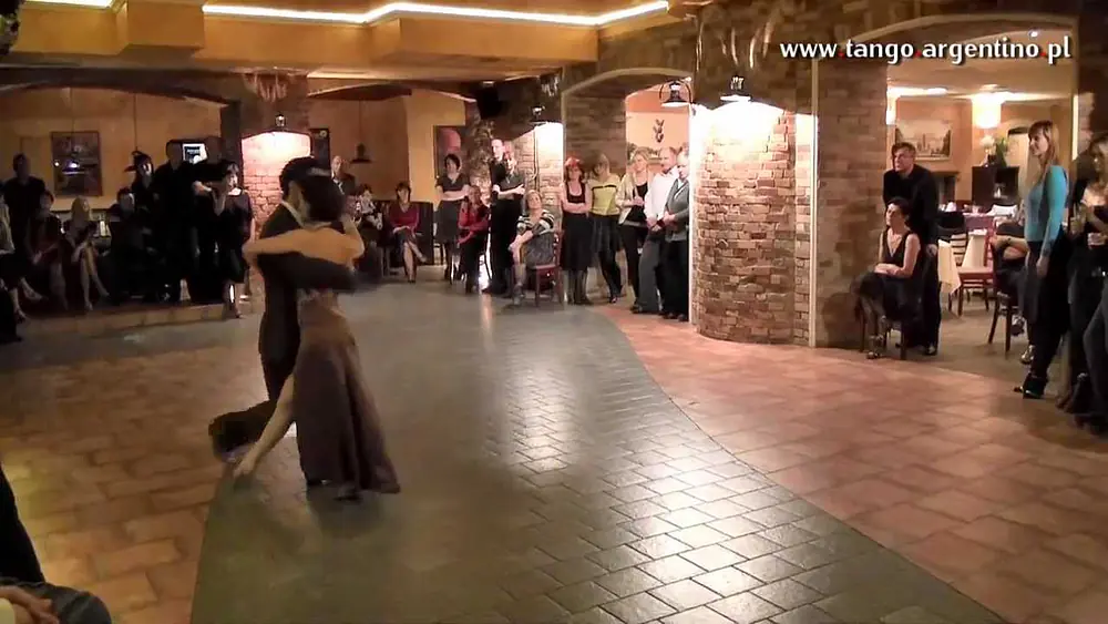 Video thumbnail for Pablo Velez i Daniela Kizyma - pokaz 1 - 14.11.2012