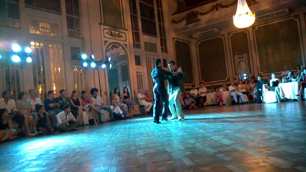 Video thumbnail for Martín Maldonado  &  Maurizio Ghella  |  Amor Tango Fest  2015 - Rosario | 2/4
