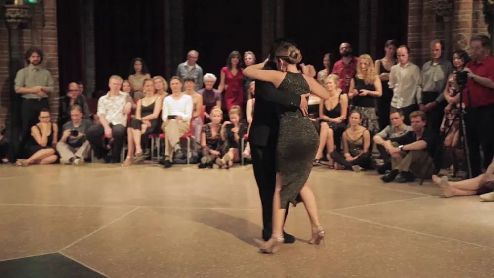 Video thumbnail for Noelia Hurtado and Carlitos Espinoza in La Bruja Amsterdam - part 3