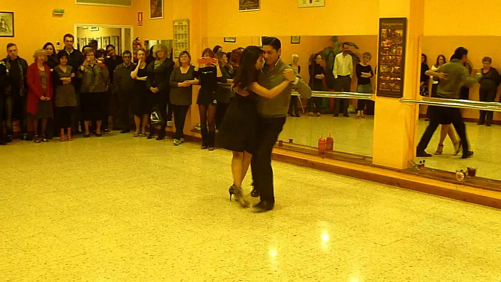 Video thumbnail for Hernan Rodriguez & Florencia Labiano España - Valencia Workshop Milonga