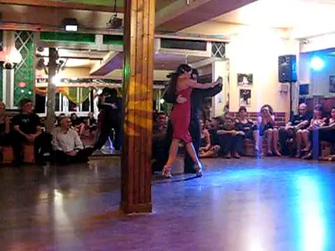 Video thumbnail for Aoniken Quiroga y Luna Palacios  a Genova..bailan Tormenta.(2 Ottobre)Milonga del Angel