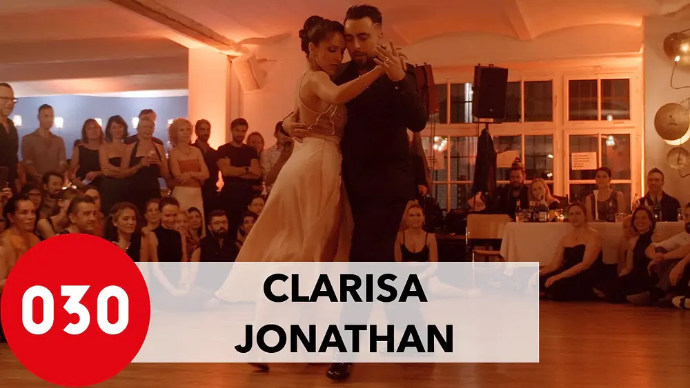Video thumbnail for Clarisa Aragon and Jonathan Saavedra – El aeroplano, Berlin 2023