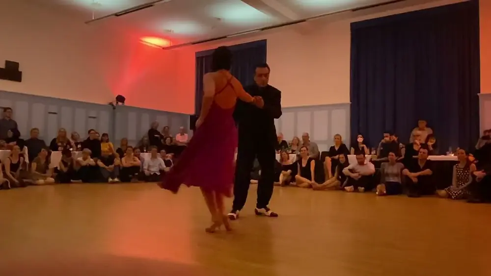 Video thumbnail for Mariano Chicho Frumboli & Juana Sepulveda Zürich  2.4. 2022 3/6