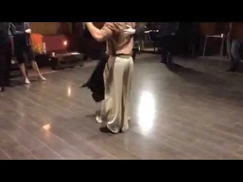 Video thumbnail for Lezione di musicalità 9/4/2015 Julio Alvarez e Valentina Bruno
