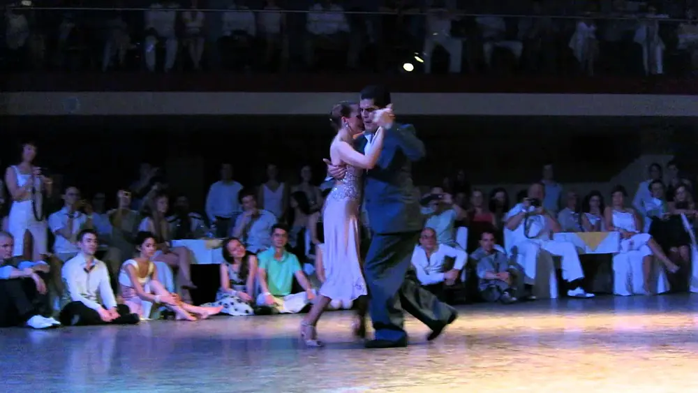 Video thumbnail for 2014.06.14 - Sabrina & Ruben Veliz 3/4 @ White night tango festival