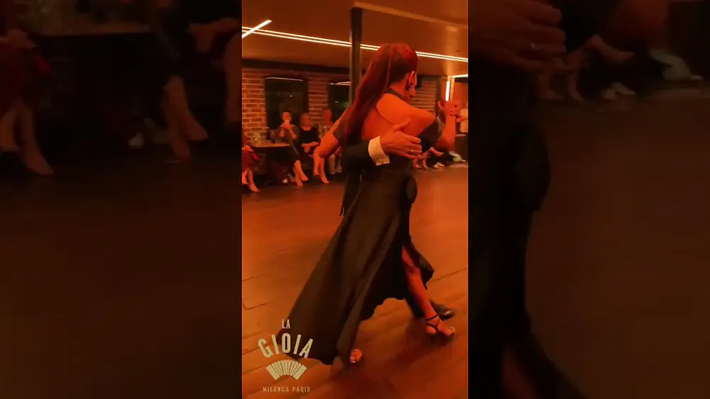 Video thumbnail for VALENTINA GARNIER & JUAN AMAYA (1/4)