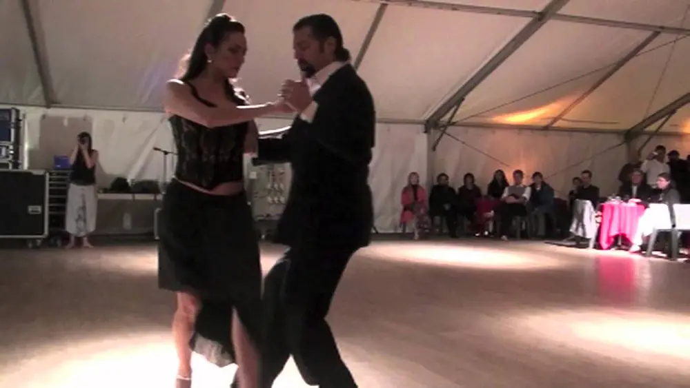 Video thumbnail for Tango Addiction Festival Mons 2012 - Maria Belen & Diego Riemer - Maleza