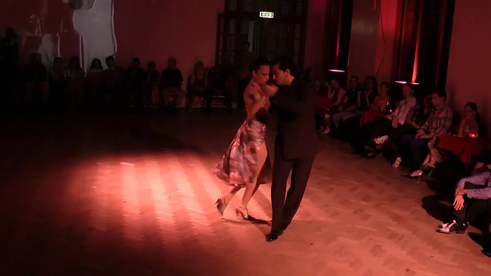 Video thumbnail for Daniel Oviedo y Mariana Casagrande @ Negracha, London, July 2013 - 1/2