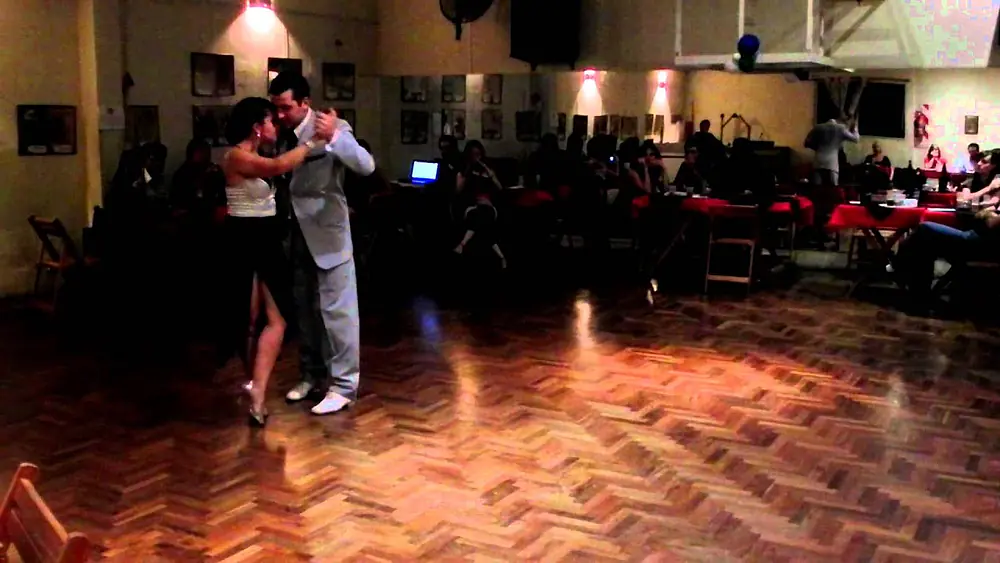 Video thumbnail for Diego Converti & Graciela Gamba   Invierno   Canaro y Maida   La casa del Tango   La Plata 14 04 2012