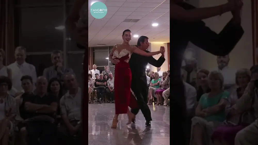 Video thumbnail for Miguel Ángel Zotto & Daiana Guspero dance Alfredo de Angelis - Flores del Álma