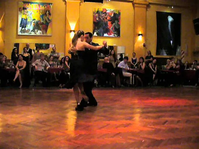 Video thumbnail for Romance de Barrio - Sebastian Acosta y Lorena Gonzalez Cattaneo en Soho Tango