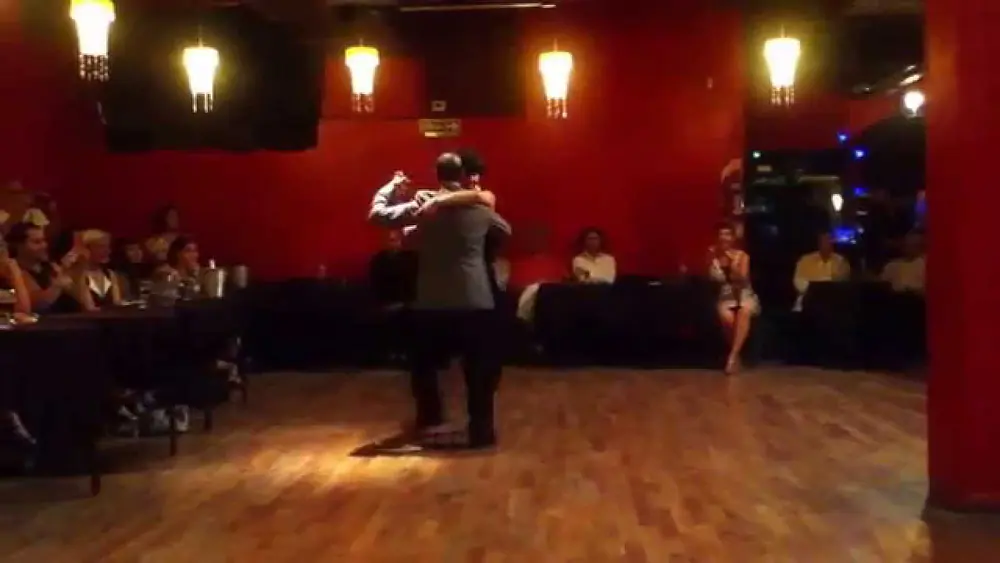 Video thumbnail for Bailaron Analia Vega & Marcelo Varela, en la milonga El Beso de los domingos. Part.1 - 01-02-15