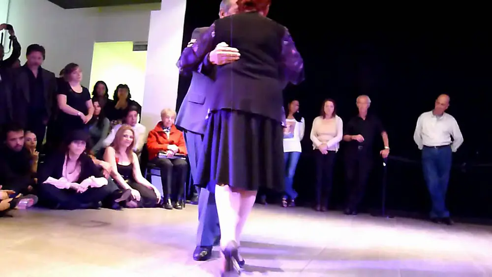 Video thumbnail for 2  - La Milonga del Patio presenta a Martha Anton y Manolo "El Gallego" Salvador- El Adios