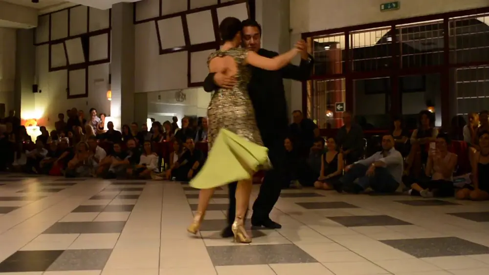 Video thumbnail for Mariano "Chicho" Frumboli & Juana Sepulveda - 2019-09-20 - Tango Dispari (IT) - 4