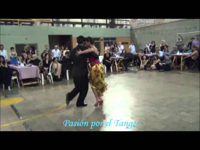 Video thumbnail for ROXANA SUAREZ y SEBASTIAN ACHAVAL Bailando la Milonga LA ESPUELA en la MILONGA DEL MORAN