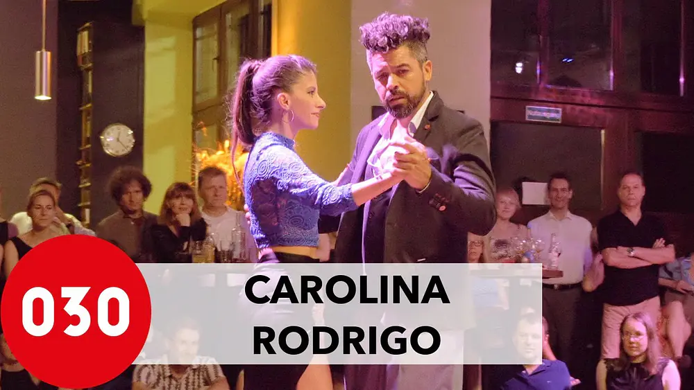 Video thumbnail for Carolina Giannini and Rodrigo Fonti – Mi vieja linda